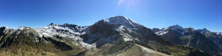 Kanzelwand Bergstation _ Kanzelwandspitze _ Hammerspitze (from left to right)